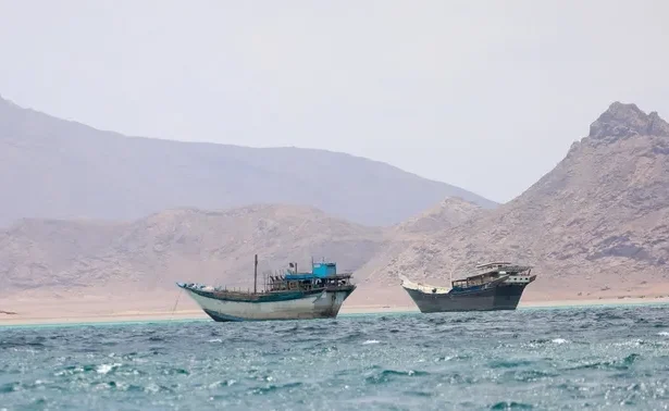 Pakistan Warns Against Threats to Red Sea Shipping, Reaffirms Support for Saudi Arabia